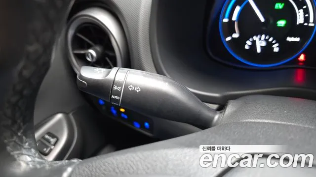 Hyundai Kona 2021 — фото 16