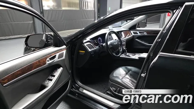 Hyundai Genesis 2016 — фото 10