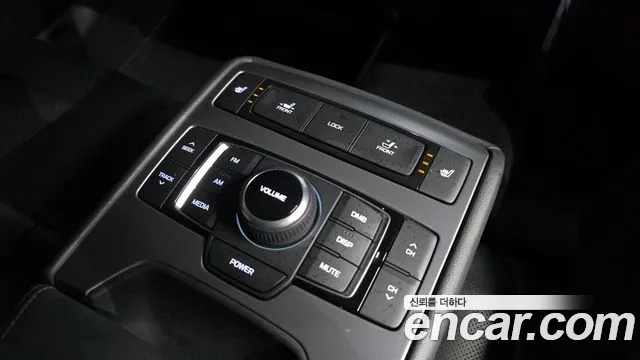 Hyundai Genesis 2016 — фото 19