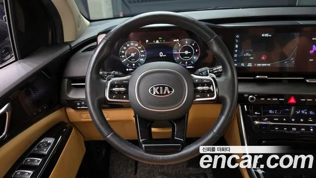 Kia Canival 2021 — фото 13