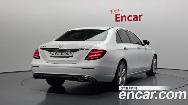 Mercedes-Benz E-Class 2017 — фото 2