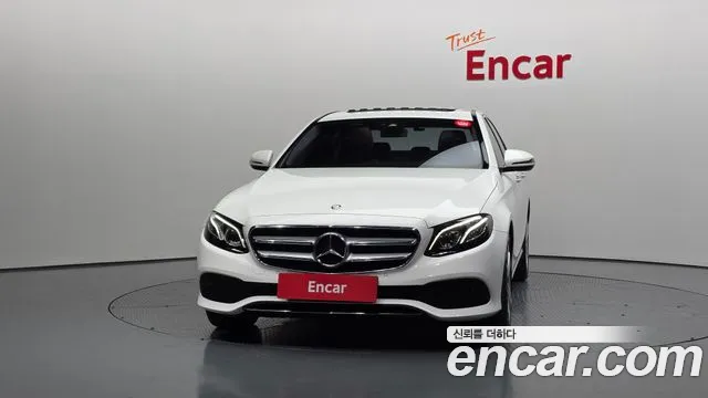 Mercedes-Benz E-Class 2017 — фото 3