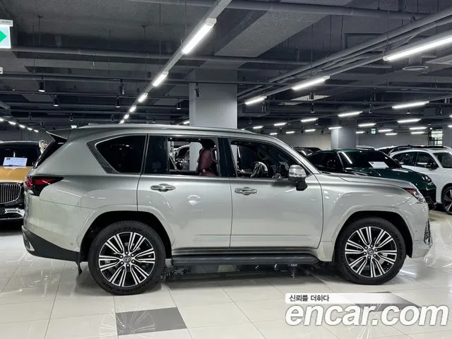 Lexus LX 2025 — фото 2