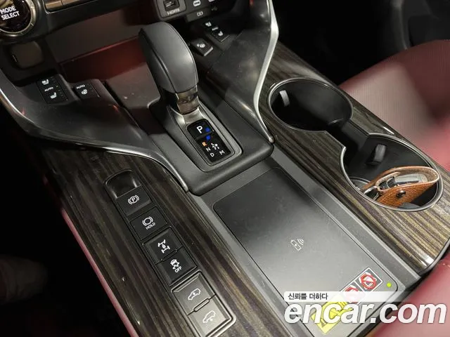 Lexus LX 2025 — фото 10