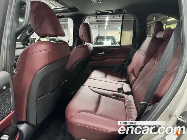 Lexus LX 2025 — фото 12