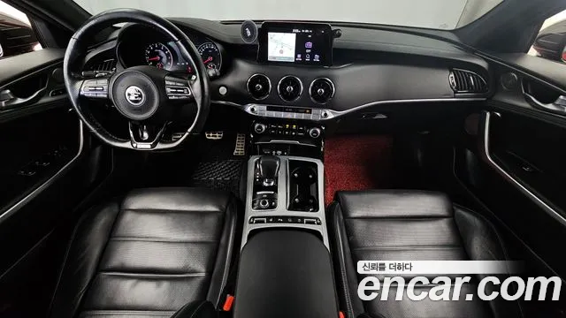 Kia Stinger 2019 — фото 10