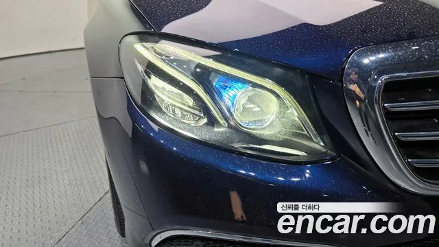 Mercedes-Benz E-Class 2020 — фото 8