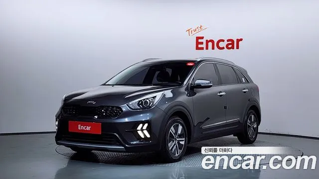 Kia Niro 2021 — фото 1