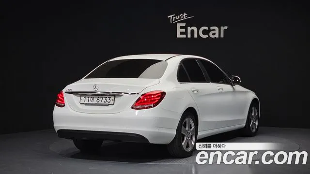Mercedes-Benz C-Class 2016 — фото 2