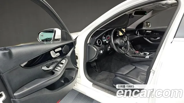 Mercedes-Benz C-Class 2016 — фото 10