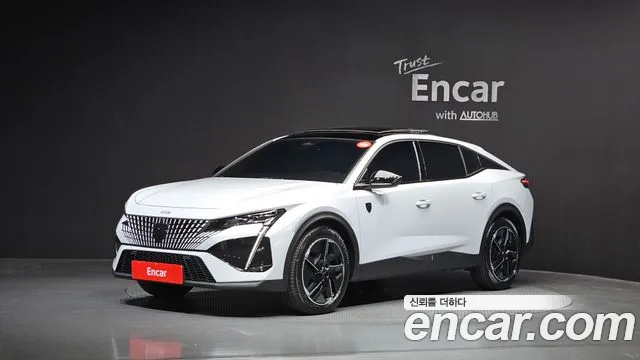Peugeot 408 2024 — фото 1