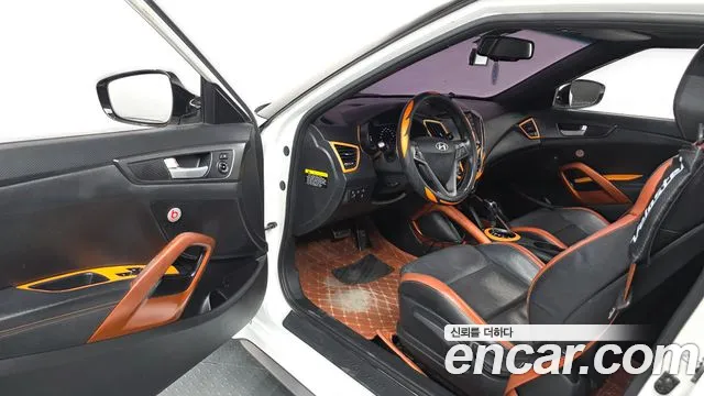Hyundai Veloster 2016 — фото 10