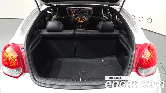 Hyundai Veloster 2016 — фото 16
