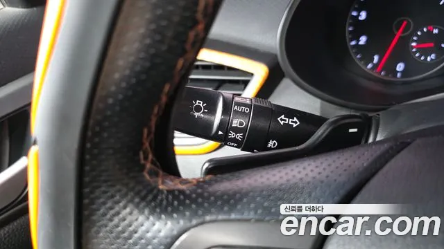 Hyundai Veloster 2016 — фото 20
