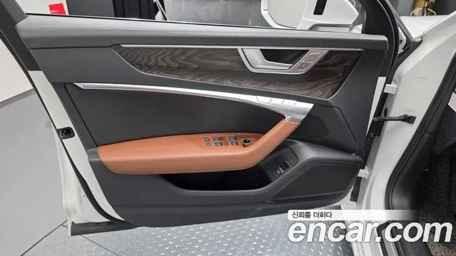 Audi A6 2021 — фото 13