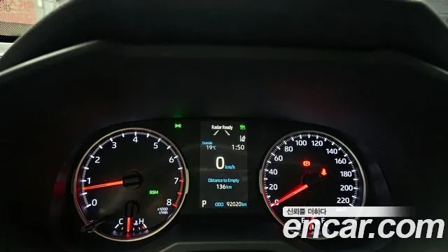 Toyota RAV4 2019 — фото 11
