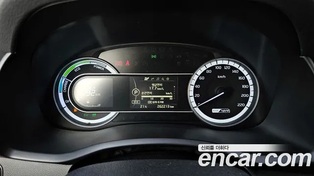 Kia Niro 2017 — фото 8