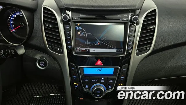 Hyundai i30 2015 — фото 20