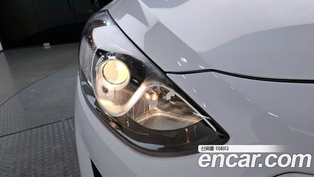 Hyundai i30 2015 — фото 8