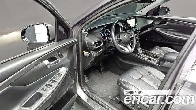 Hyundai Santafe 2019 — фото 12