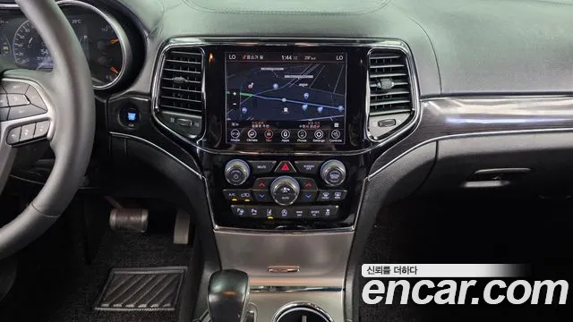 Jeep Cherokee 2020 — фото 14