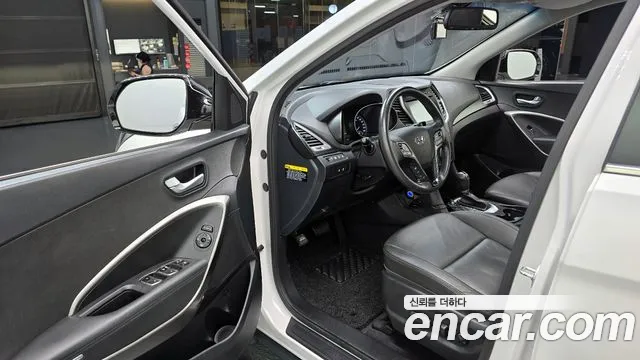 Hyundai Santafe 2016 — фото 10