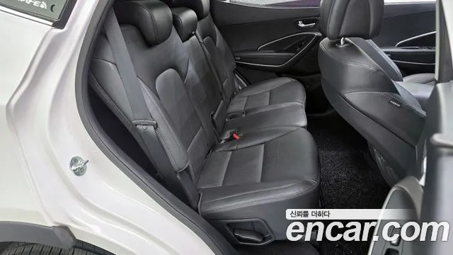 Hyundai Santafe 2016 — фото 11