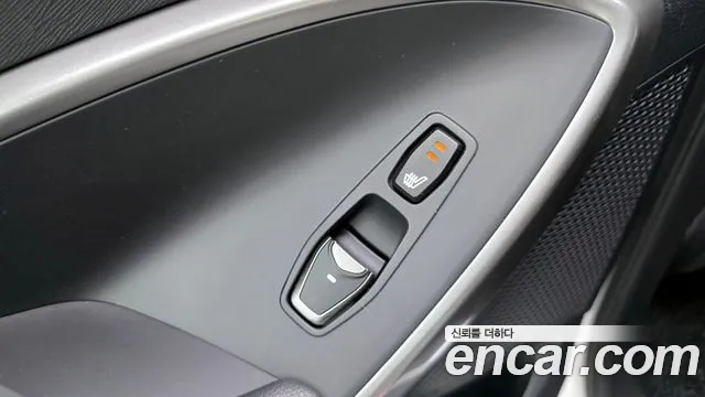 Hyundai Santafe 2016 — фото 18