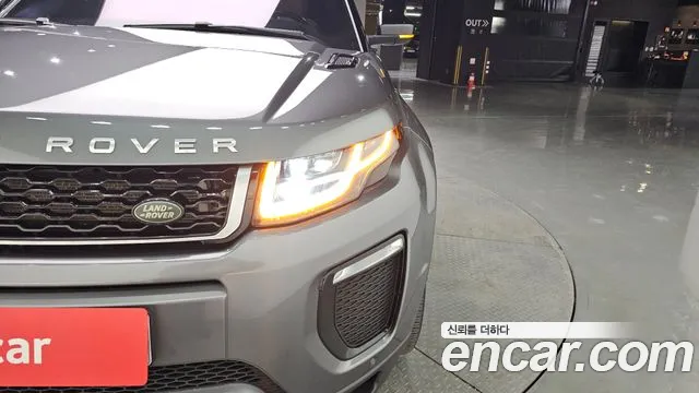 Land Rover Range Rover Evoque 2019 — фото 8