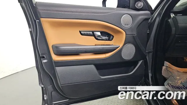 Land Rover Range Rover Evoque 2019 — фото 14