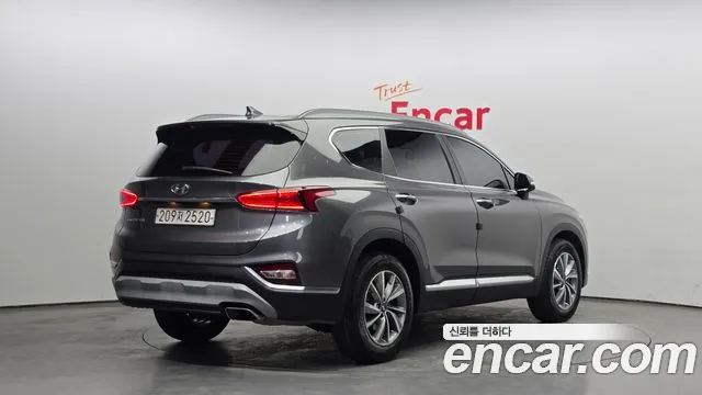 Hyundai Santafe 2020 — фото 2