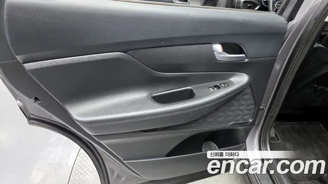 Hyundai Santafe 2020 — фото 15