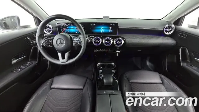Mercedes-Benz A-Class 2020 — фото 7
