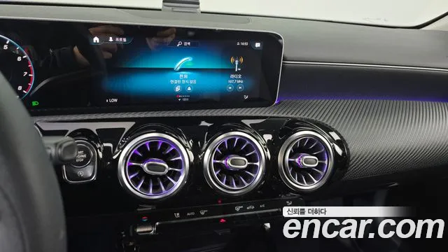 Mercedes-Benz A-Class 2020 — фото 14
