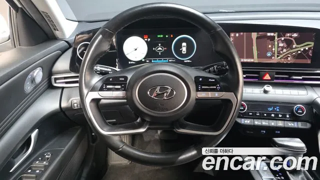 Hyundai AVANTE 2021 — фото 19