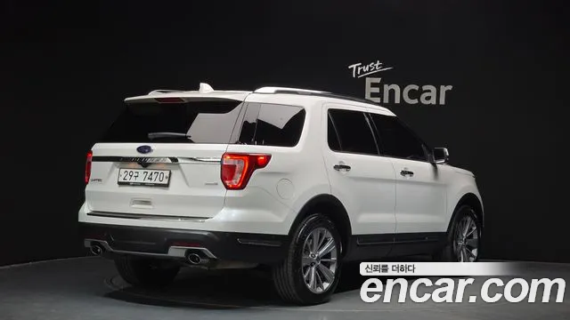 Ford Explorer 2018 — фото 2