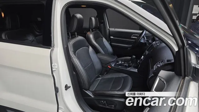 Ford Explorer 2018 — фото 12