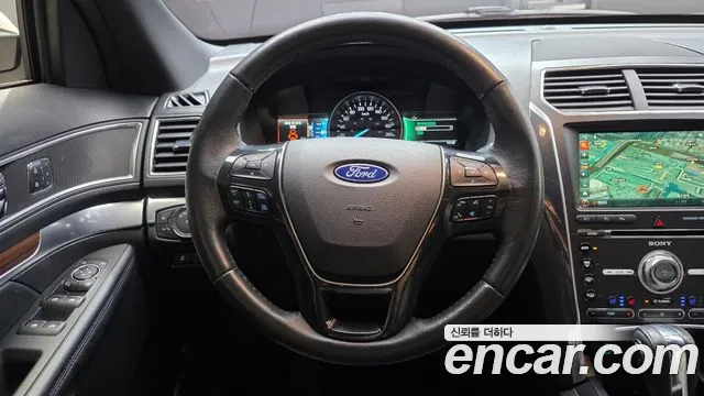 Ford Explorer 2018 — фото 13