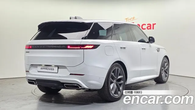 Land Rover Range Rover Sport 2025 — фото 2