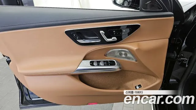 Mercedes-Benz E-Class 2024 — фото 14