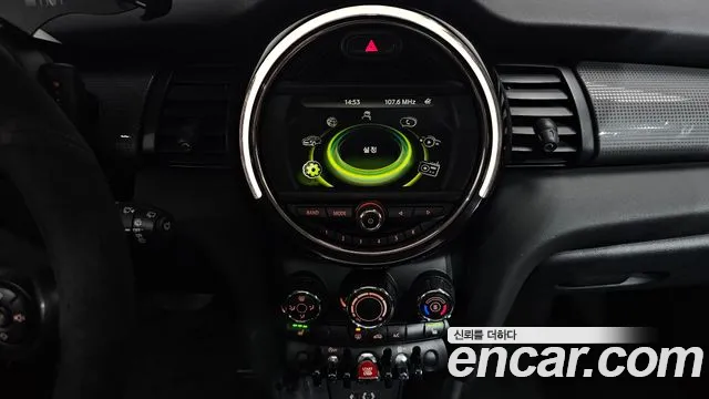 Mini Cooper 2016 — фото 14