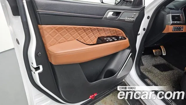 KG_Mobility_Ssangyong Rexton 2019 — фото 14