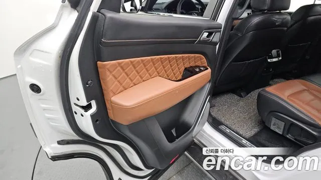 KG_Mobility_Ssangyong Rexton 2019 — фото 15