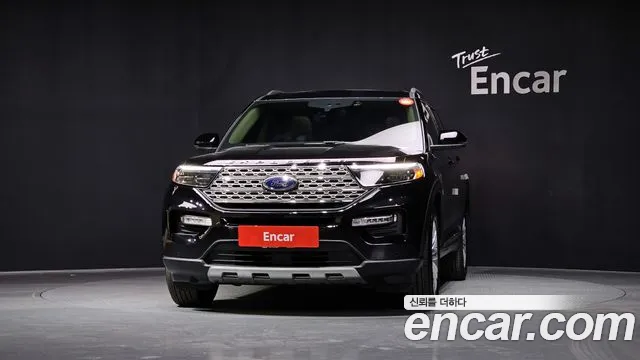 Ford Explorer 2022 — фото 3