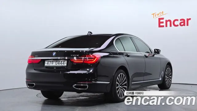 BMW 7-Series 2016 — фото 2