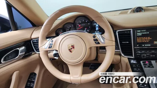 Porsche Panamera 2016 — фото 17