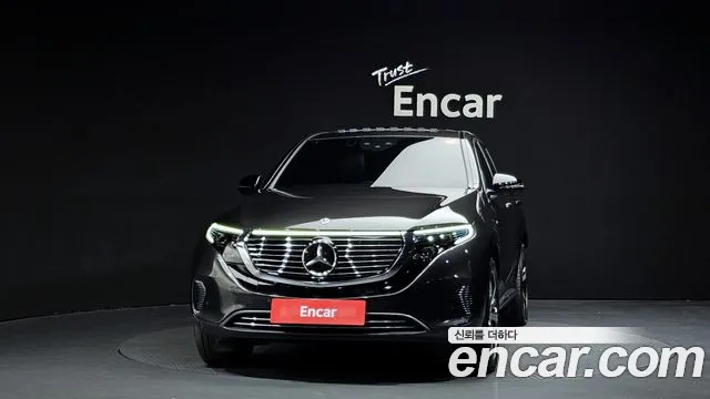 Mercedes-Benz EQC 2020 — фото 3