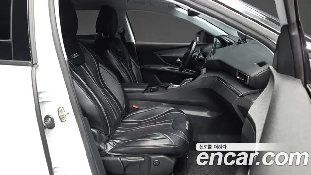 Peugeot 3008 2019 — фото 17