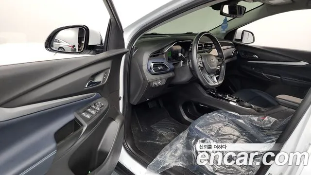 ChevroletGMDaewoo Bolt EV 2023 — фото 12