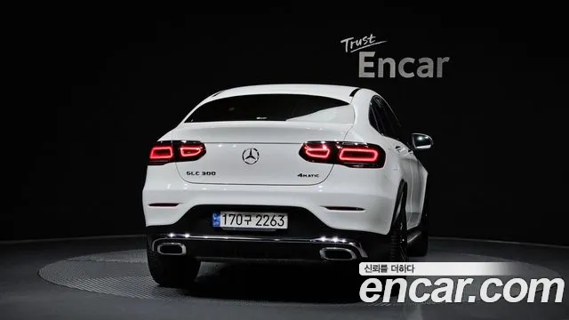 Mercedes-Benz GLC-Class 2023 — фото 4